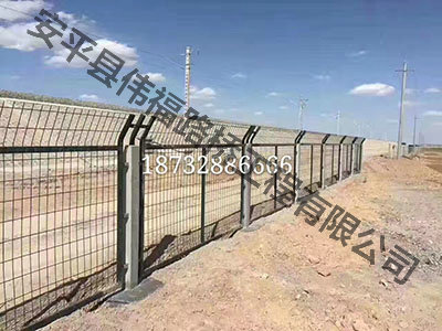 鐵路護（hù）欄（lán）網